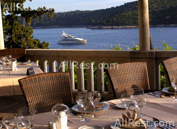 Grand Villa Argentina 38